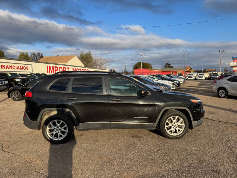 2016 Jeep Cherokee Sport