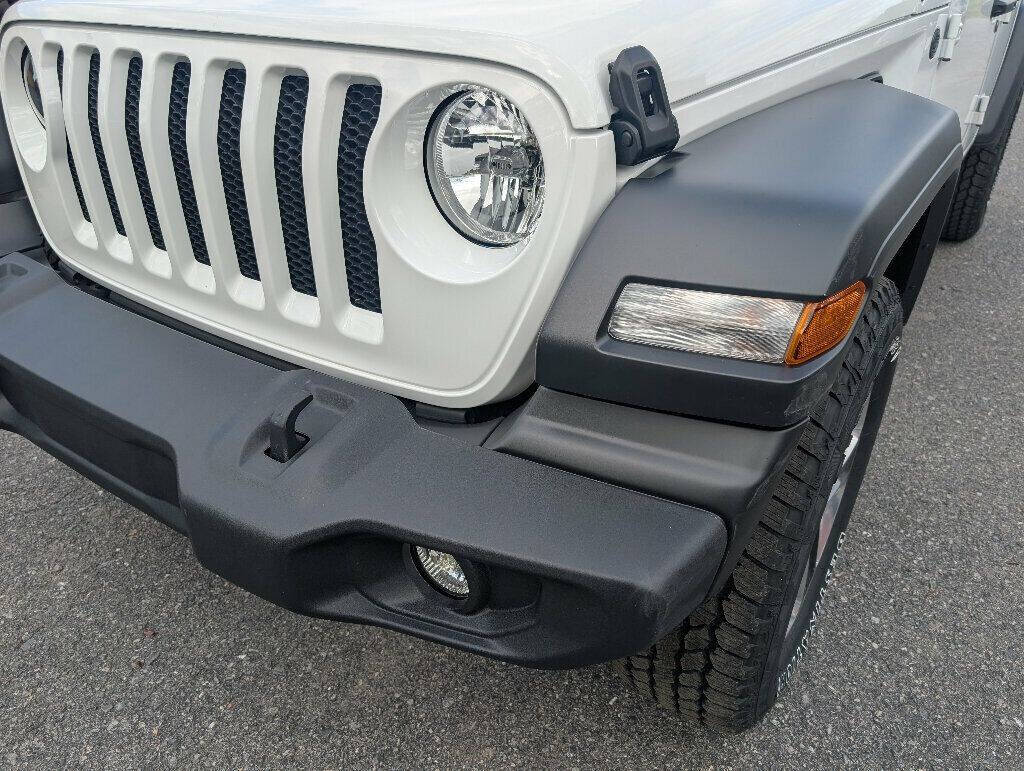 2023 Jeep Wrangler 40