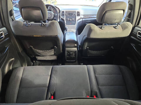 2011 Jeep Grand Cherokee Laredo X