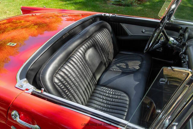 1956 Ford Thunderbird