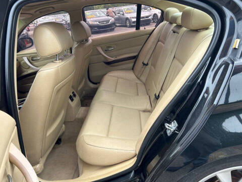 2011 BMW 3 Series 328i