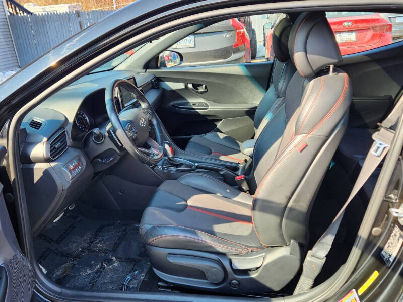 2020 Hyundai Veloster