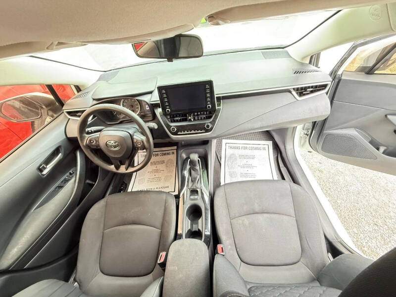 2020 Toyota Corolla LE