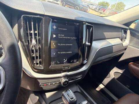 2019 Volvo XC60 T5 Momentum