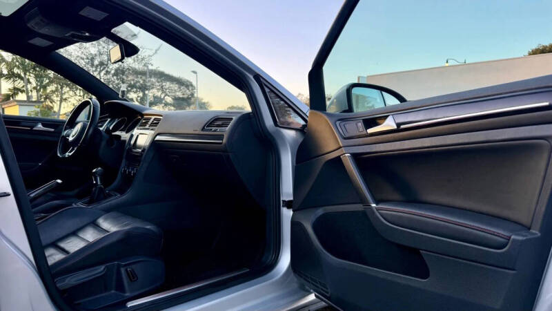 2015 Volkswagen Golf GTI