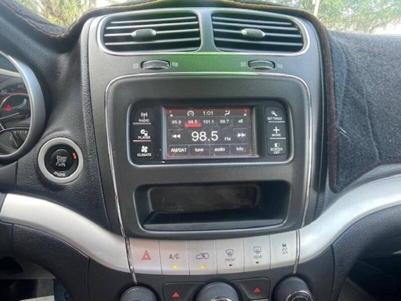 2013 Dodge Journey SE
