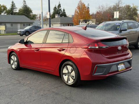 2020 Hyundai Ioniq Hybrid Blue
