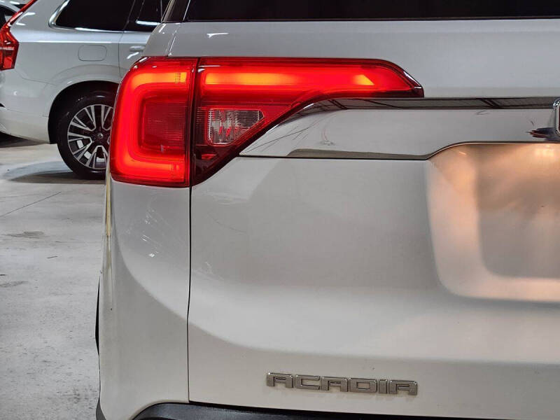 2019 GMC Acadia SLE-2