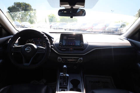 2021 Nissan Altima 2.5 SR