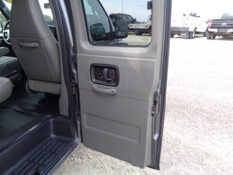 2017 Chevrolet Express LS 2500