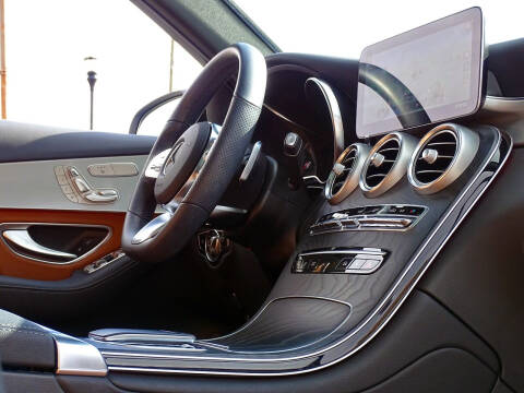 2021 Mercedes-Benz GLC GLC 300