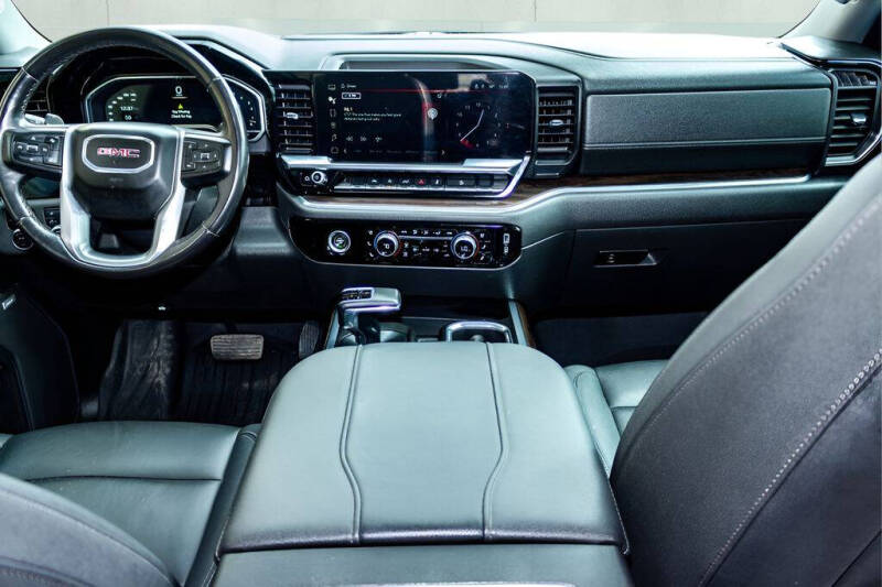 2023 GMC Sierra 1500