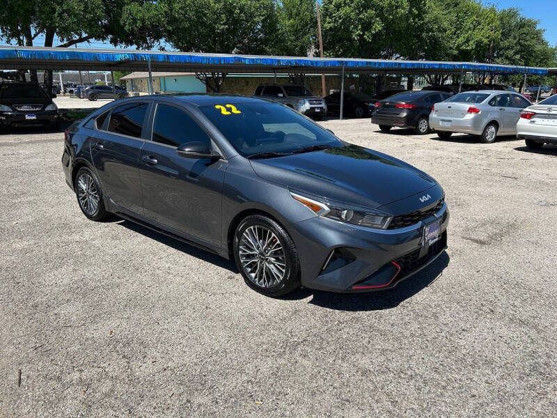 2022 Kia Forte GT Line