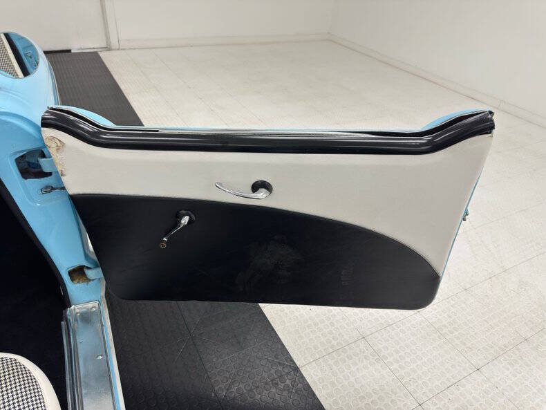 1956 Nash Metropolitan