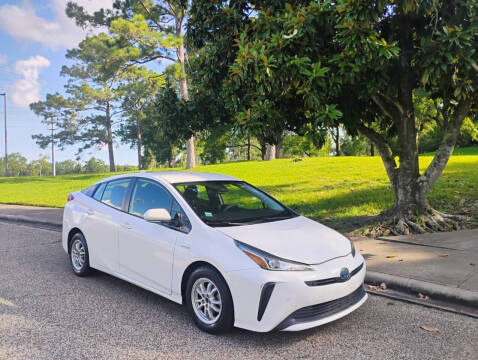 2019 Toyota Prius LE
