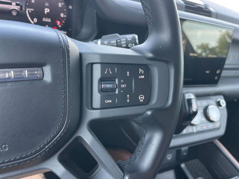 2024 Land Rover Defender 110 P400 X