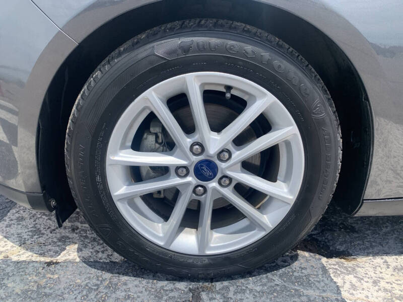 2017 Ford Focus SE
