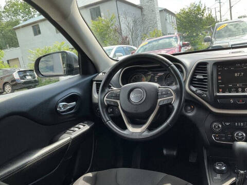 2016 Jeep Cherokee Latitude Altitude