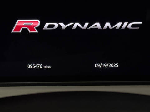 2019 Land Rover Range Rover Velar P250 R-Dynamic SE