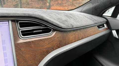 2017 Tesla Model S 90D