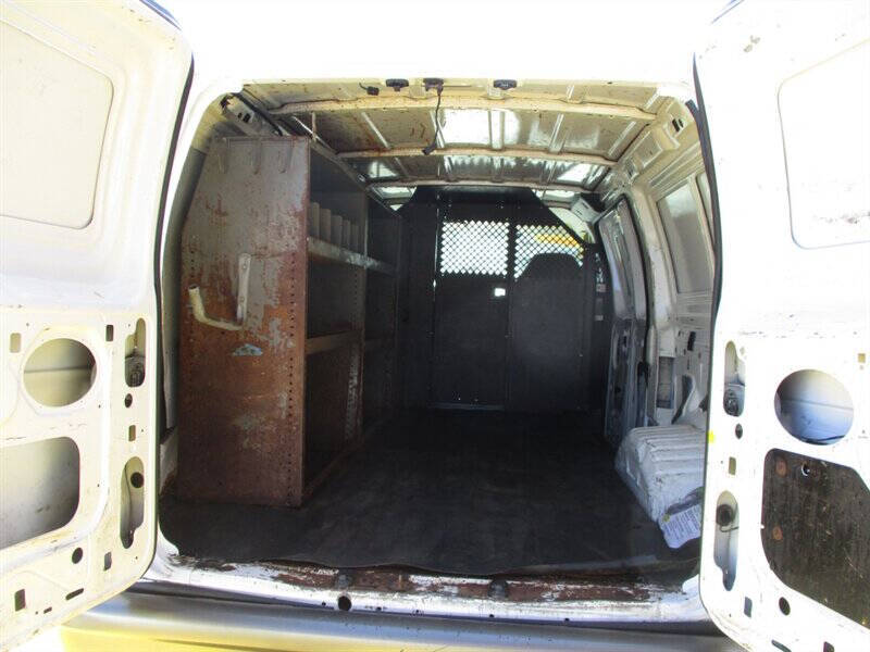 2006 Ford E-Series E-250