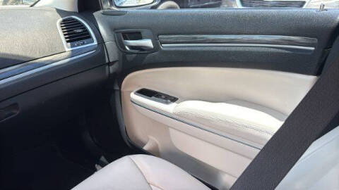 2018 Chrysler 300 Touring