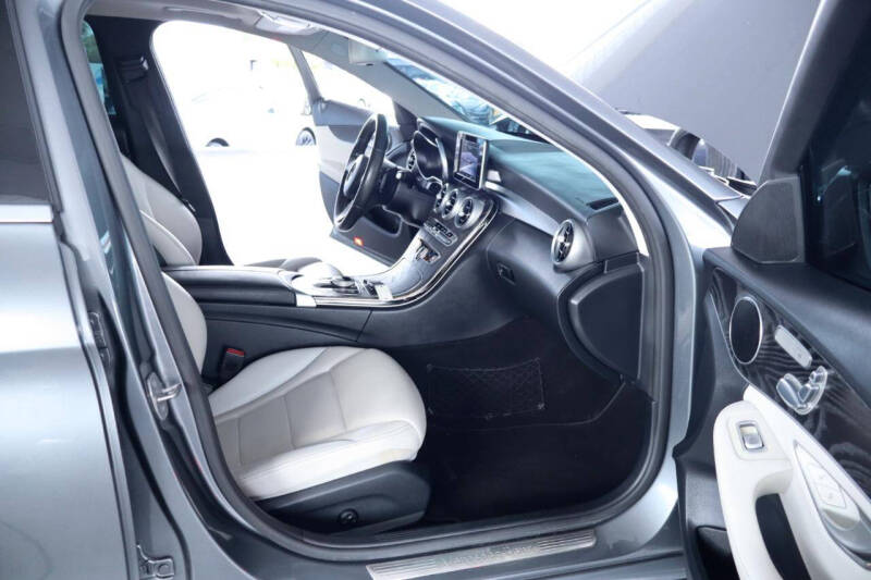 2017 Mercedes-Benz C-Class
