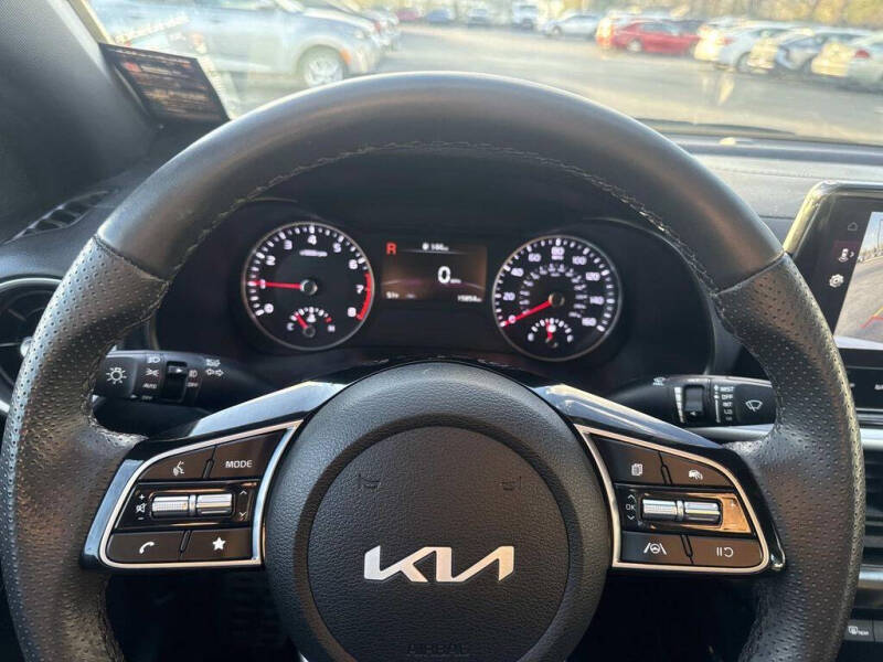 2023 Kia Forte GT-Line