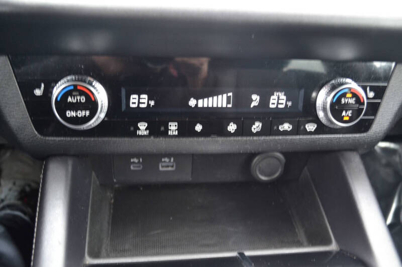 2023 Mitsubishi Outlander Black Edition