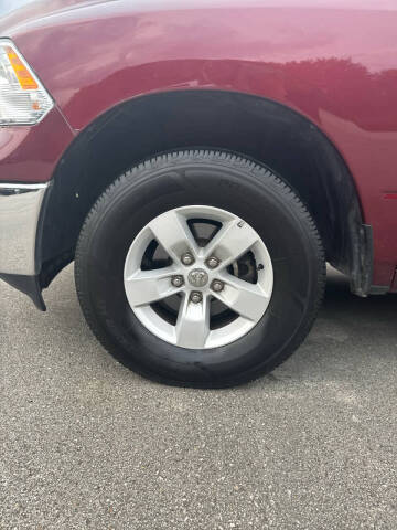 2024 RAM 1500 Classic SLT