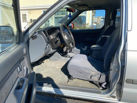 2001 Nissan Frontier XE