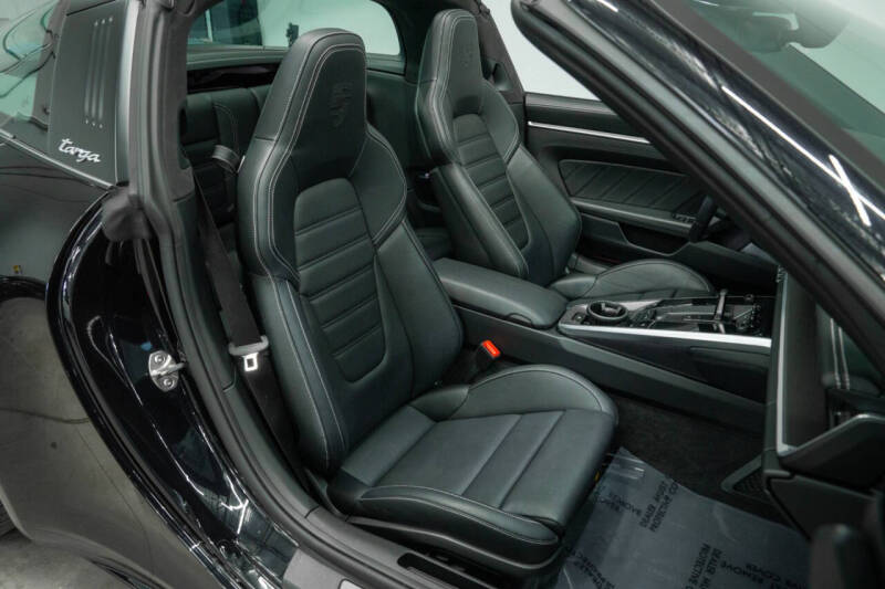 2024 Porsche 911 Targa 4