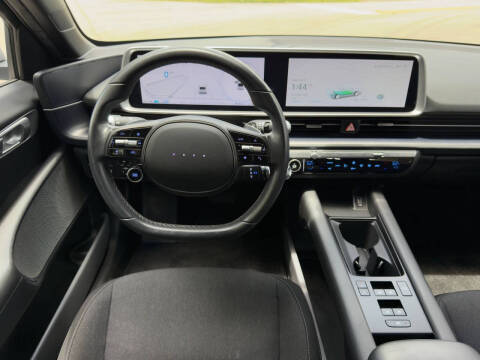 2024 Hyundai IONIQ 6 SE