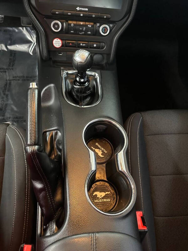 2015 Ford Mustang V6