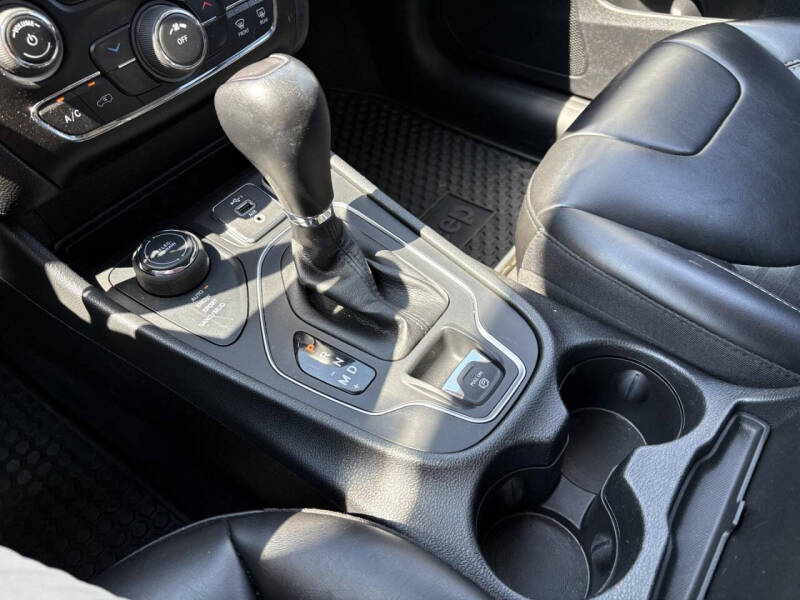 2022 Jeep Cherokee X