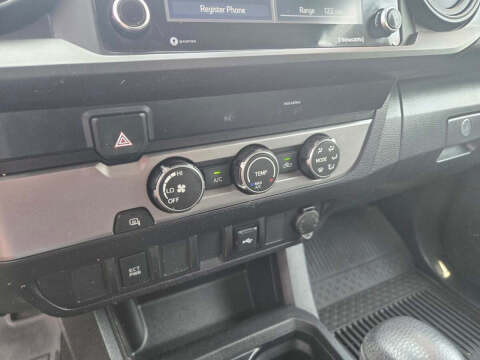 2022 Toyota Tacoma SR