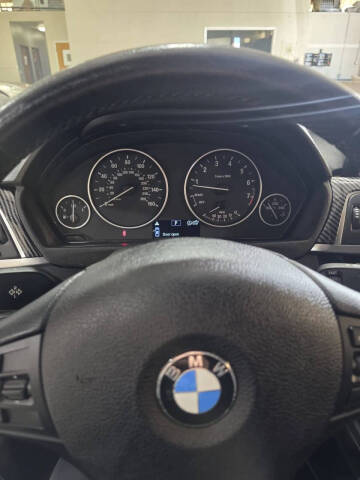 2017 BMW 3 Series 320i