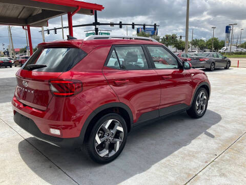 2021 Hyundai Venue SEL