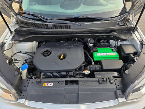 2017 Kia Soul +