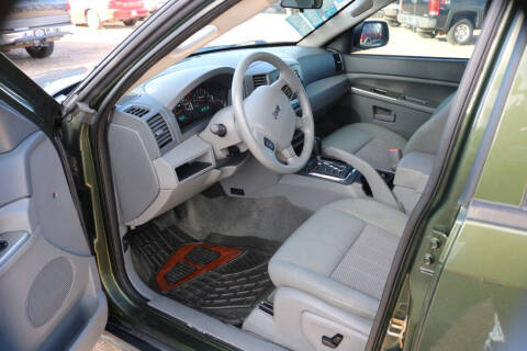 2006 Jeep Grand Cherokee Laredo