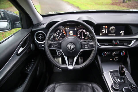 2018 Alfa Romeo Stelvio Sport