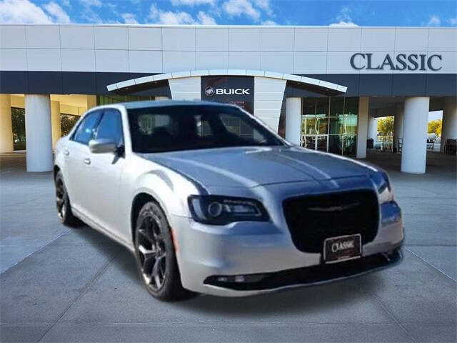 2023 Chrysler 300 S V6