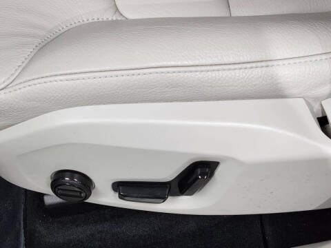 2021 Volvo XC60 T5 Momentum