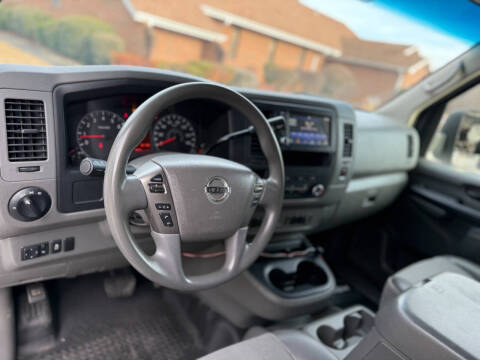 2019 Nissan NV 2500 HD SV