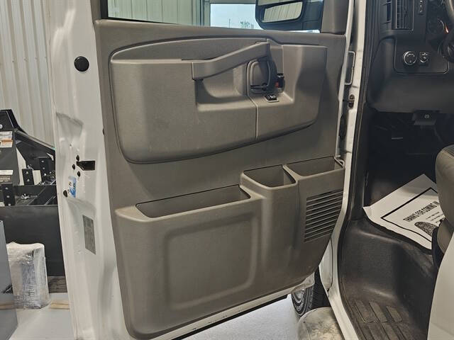 2020 GMC Savana 2500