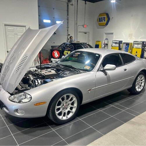 2002 Jaguar XJR