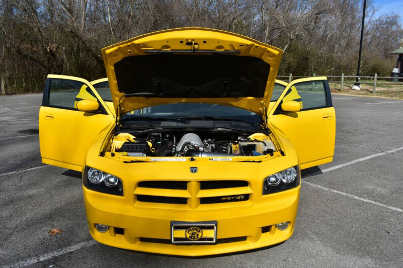 2007 Dodge Charger SRT-8