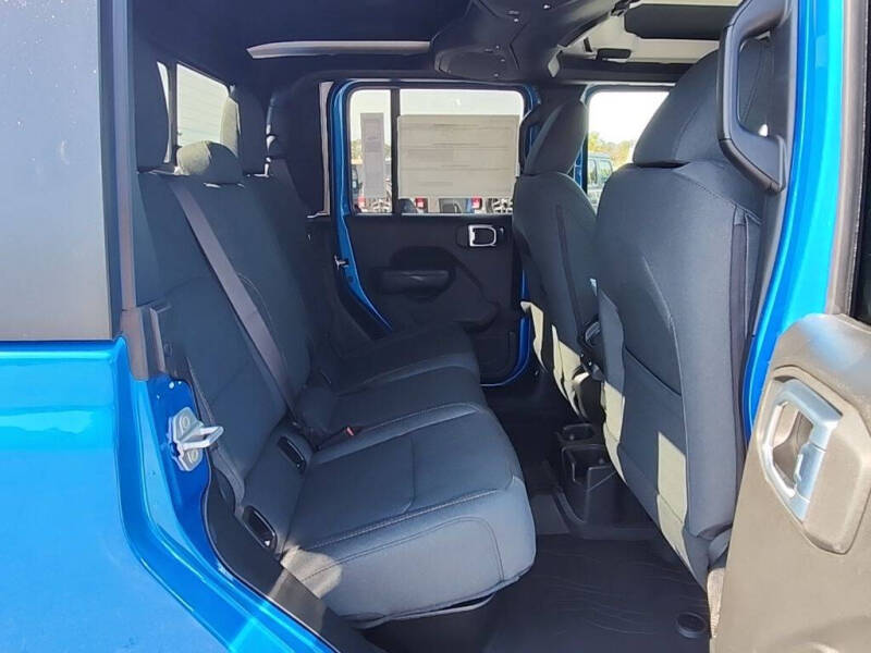 2026 Jeep Gladiator Willys