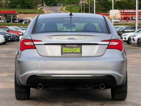 2013 Chrysler 200 Limited