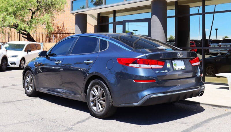 2020 Kia Optima LX
